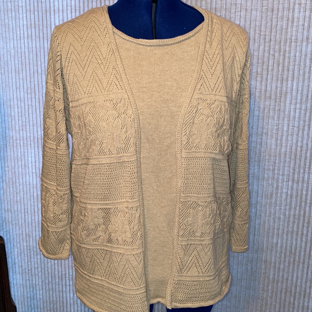 Beautiful one piece layered-look knit cardigan, Size 1X